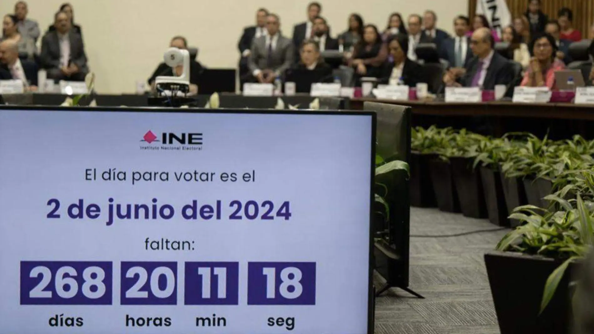 Urgen partidos y consejeros frenar intervención de AMLO y el crimen en elecciones 2024